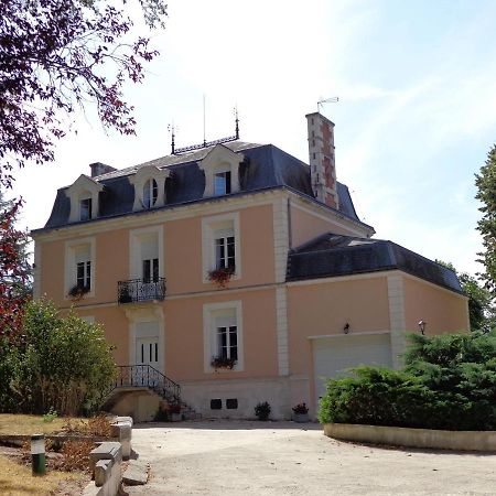 La Maison Ribotteau L'Isle-Jourdain  ภายนอก รูปภาพ