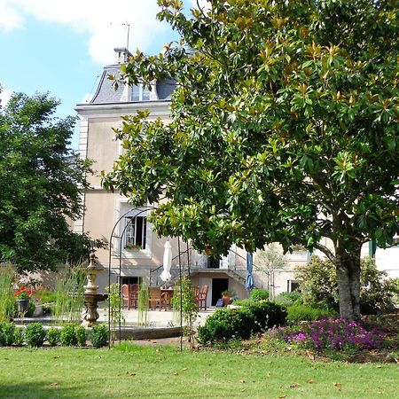 La Maison Ribotteau L'Isle-Jourdain  ภายนอก รูปภาพ